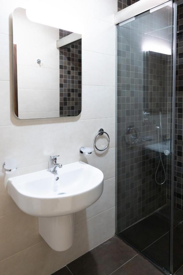 Modern Central 2Br Flat In Valletta By Arcobnb Exterior photo